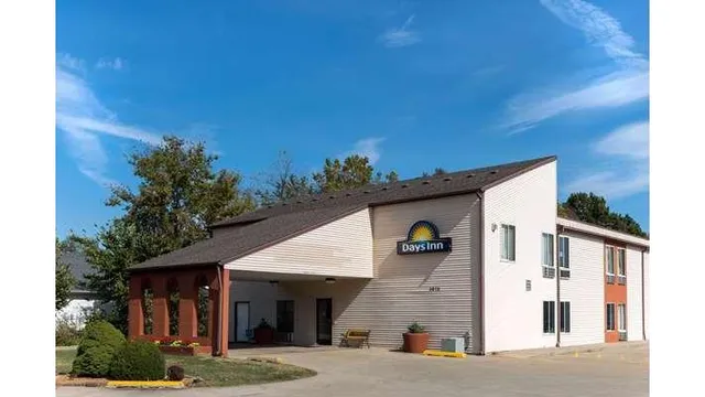 Days Inn by Wyndham Springfield