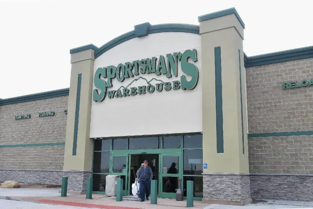 Sportsman's Warehouse