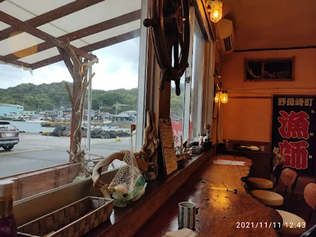 朝市食堂 HAGEMARU