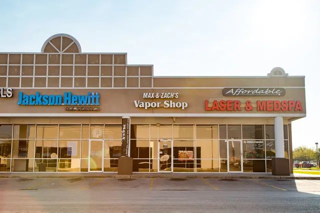 Max & Zach's Vapor Shop