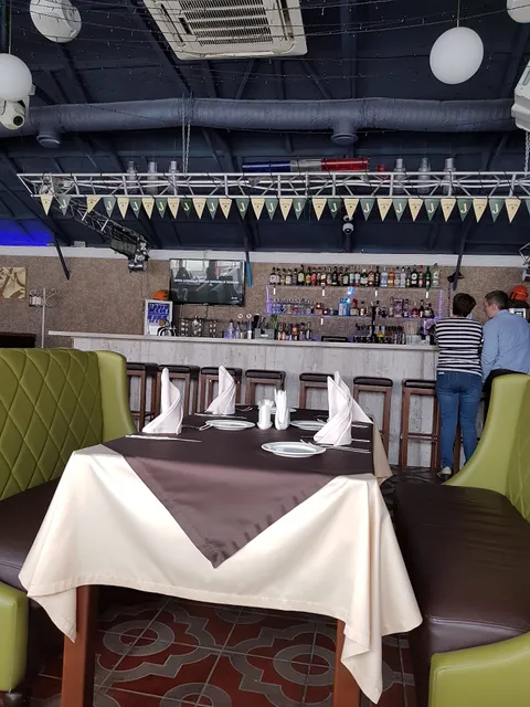 Restoran Sem' Pyatnits"