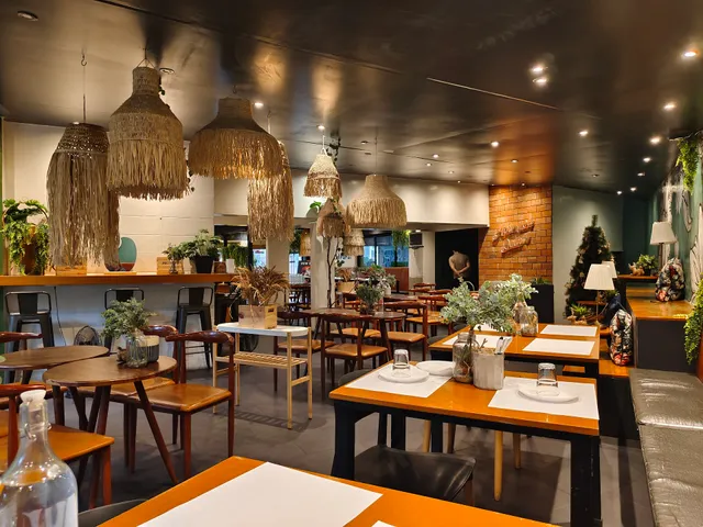 Jill & Pops Kitchen Cafe