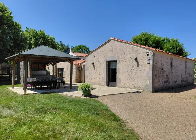 Gîte de la Saminière (Spa et piscine)