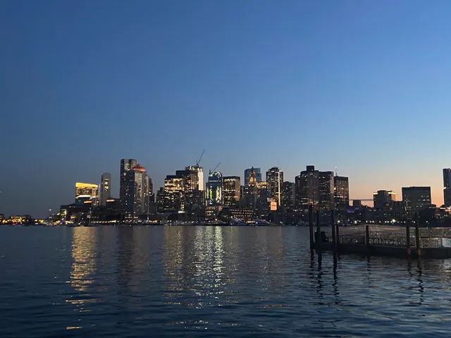 Lewis Mall Harbour Park