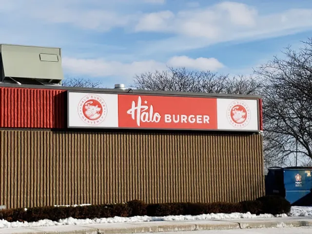 Halo Burger (Birch Run)
