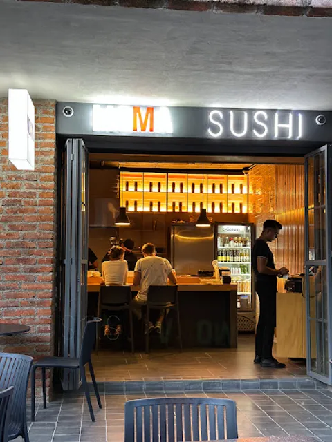 MOMA SUSHI GDL