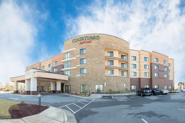 Courtyard by Marriott Jacksonville