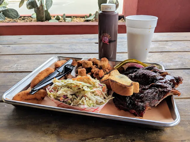 THE ORIGINAL Q SHACK