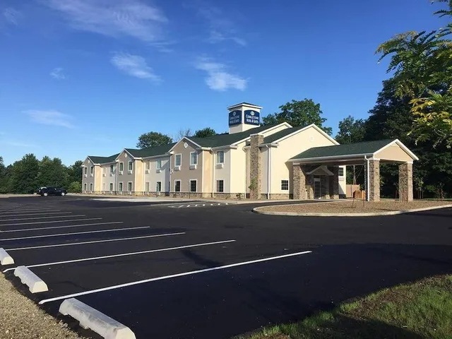 Cobblestone Hotel & Suites - Harborcreek