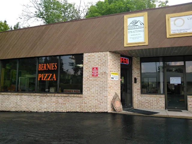 Bernie's Pizza