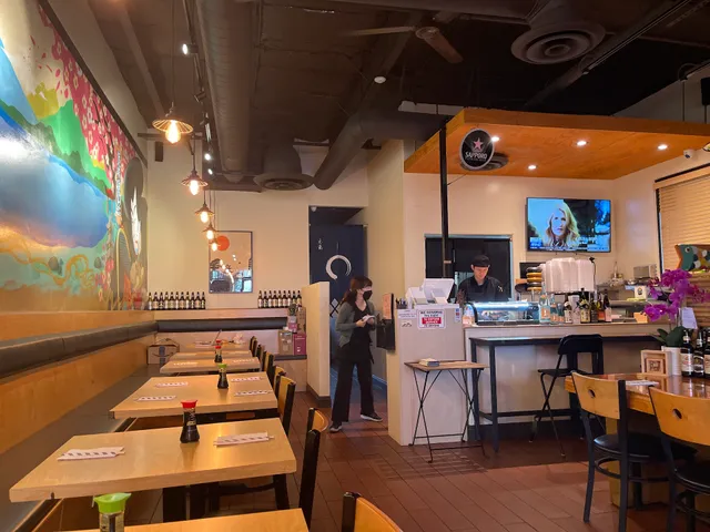 DAONI SUSHI & SAKE BAR (BOGO 50% off All Rolls & beer)