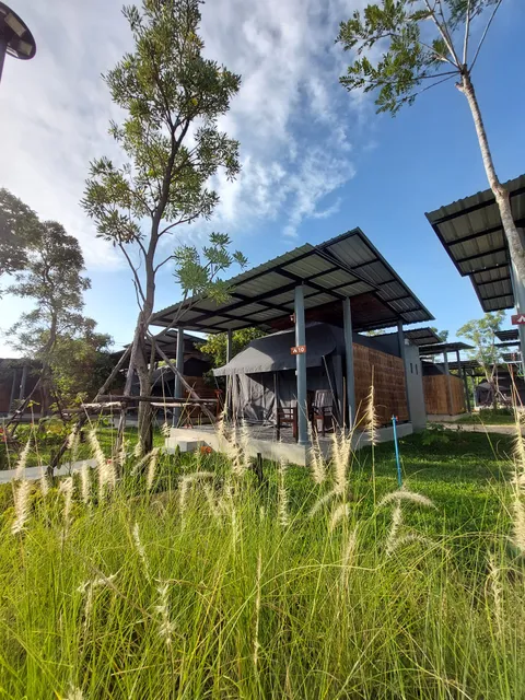 ธาราธาร แคมป์ปิ้ง