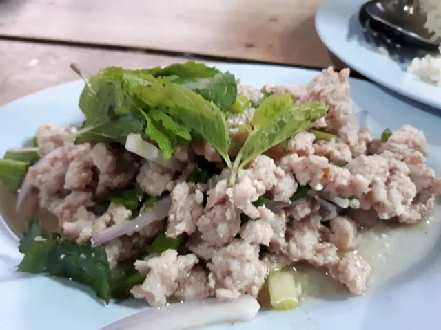 Udonrodded isan dining