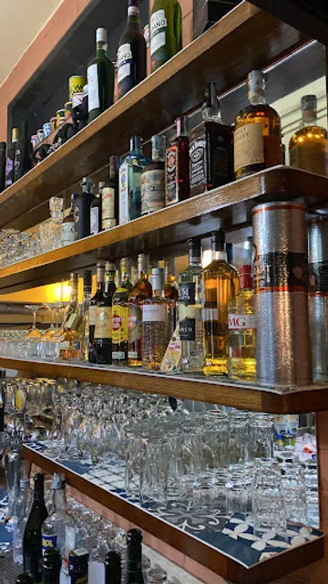 Monkey's Risto Pizza pub