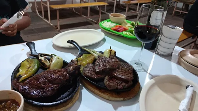Las Brasas Kaktus & Steak