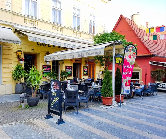 Green Magic Cafe & Snack