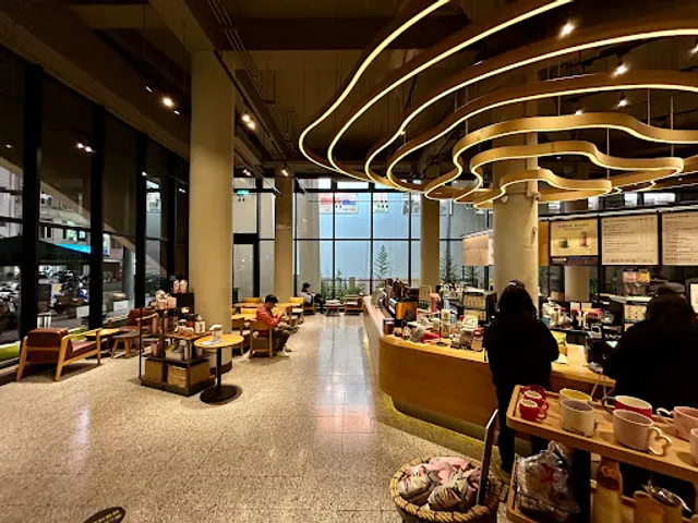 STARBUCKS Tainan Xinshi Shop