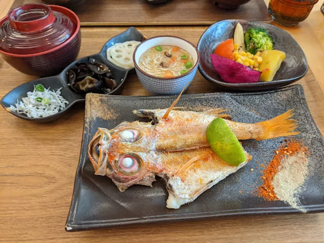 Wu's Harbour Contemporary Cuisine