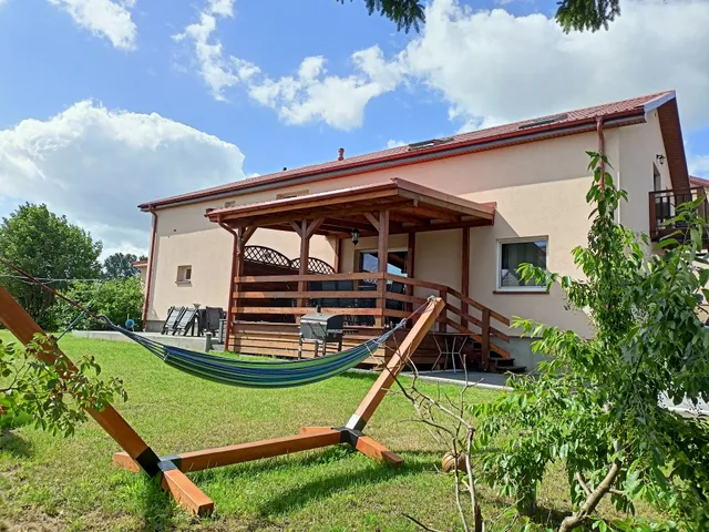 Apartament nad jeziorem