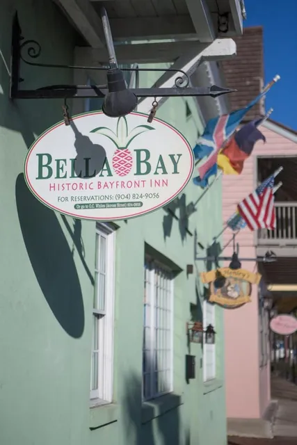 Bella Bay Inn