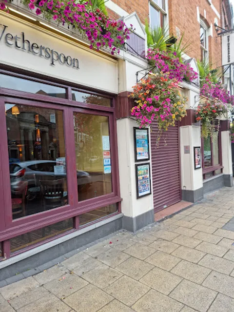 The Elizabeth of York - JD Wetherspoon