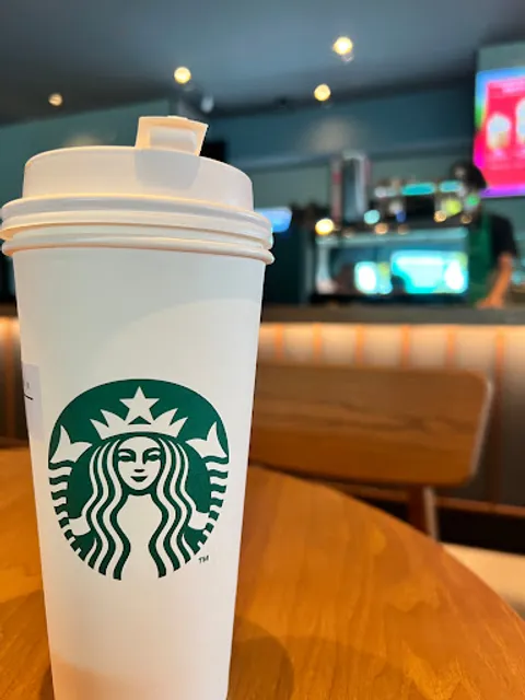 Starbucks Taman Daya DT