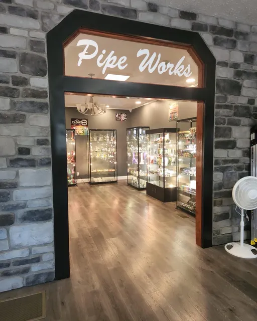 Smoker Friendly's Liquor Plus