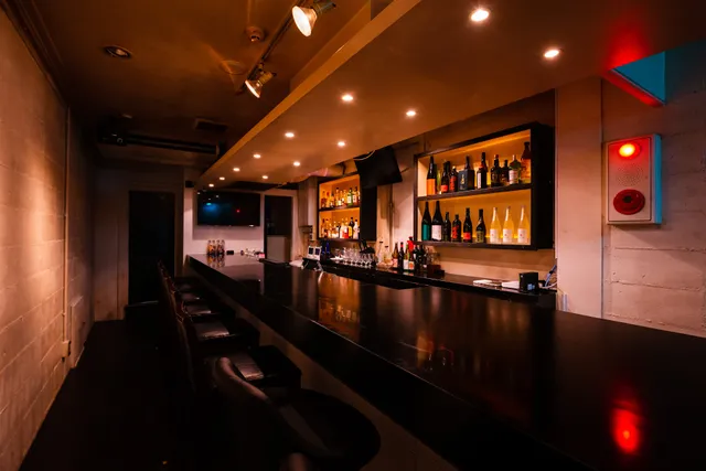 BAR / スナック n