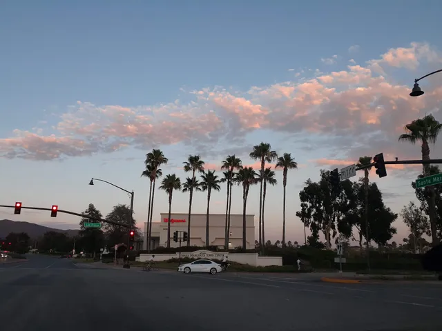 Santa Margarita Marketplace