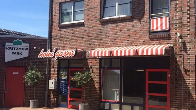 Hotel Rostock West im "Kritzmow Park"