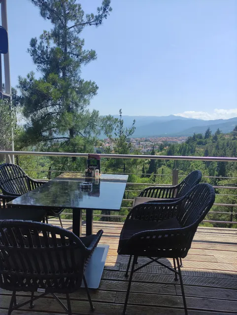 FOE coffee / bar / restaurant