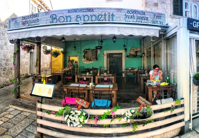 Bon Appetit Bistro - Pizzeria