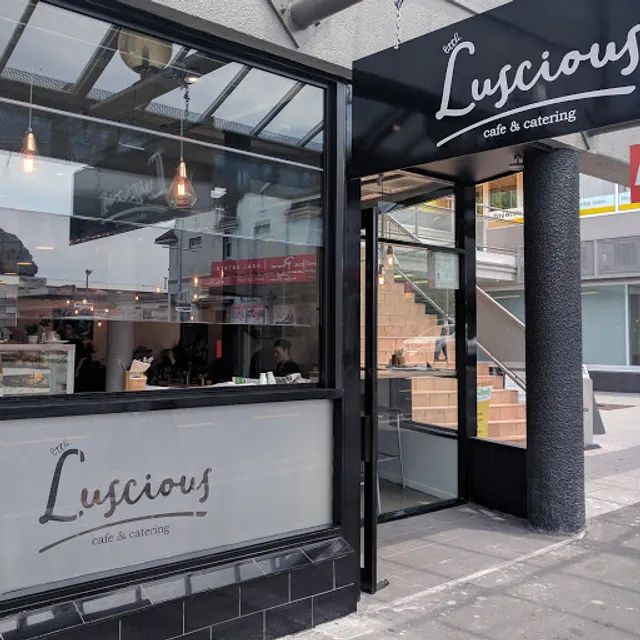 Little Luscious Café