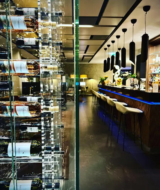 OLEA Restaurant, Bar & Events - by Novotel