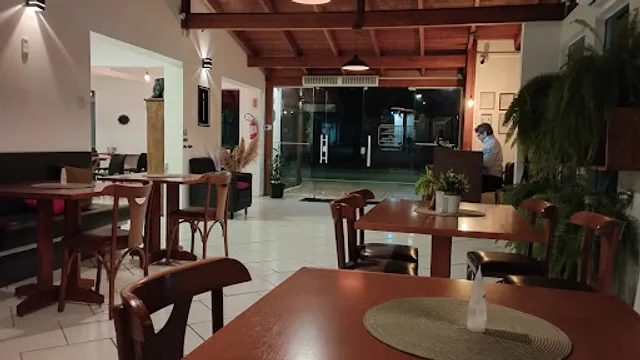 Brazza Hamburgueria Artesanal