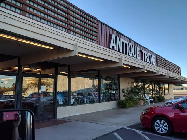Antique Trove