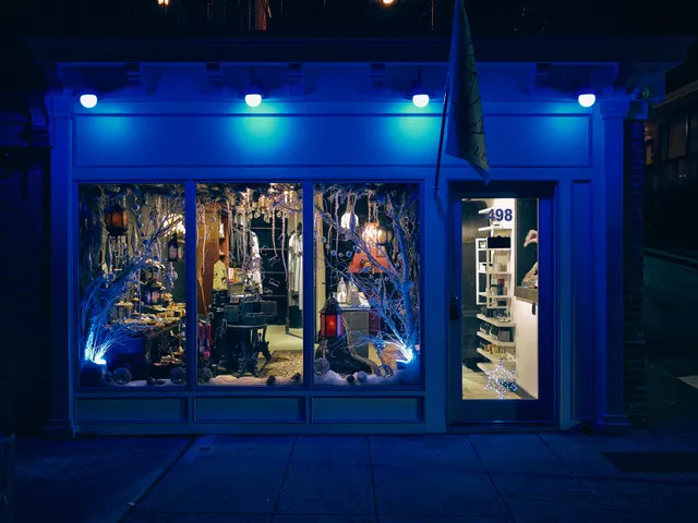 WITCH PLEASE NEW YORK