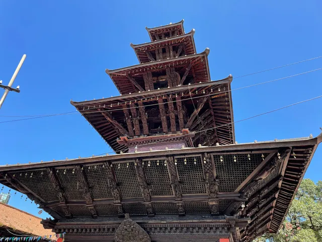 Kumbheshwor Temple(Patan)