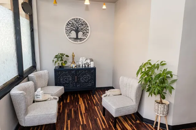 Royal Thai Massage and Healing Center