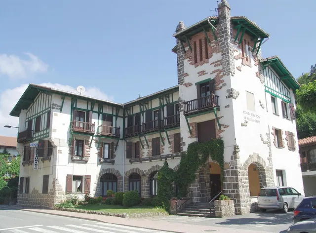 Hotel Restaurante Ayestarán