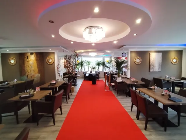 Kyoraku Asian Restaurant