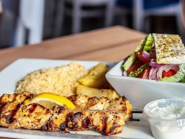 Arahova Souvlaki - Décarie