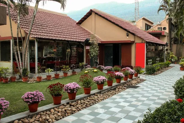 10th Mile Stone Resort and Restaurant