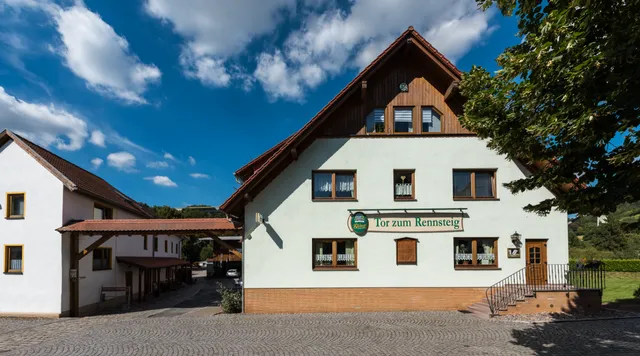 Gasthaus & Pension Tor zum Rennsteig