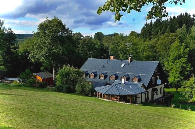 Anna v říční zátoce