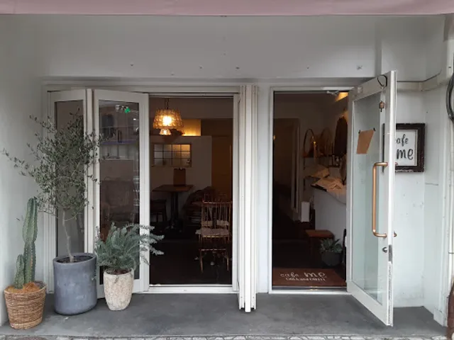 Cafe me