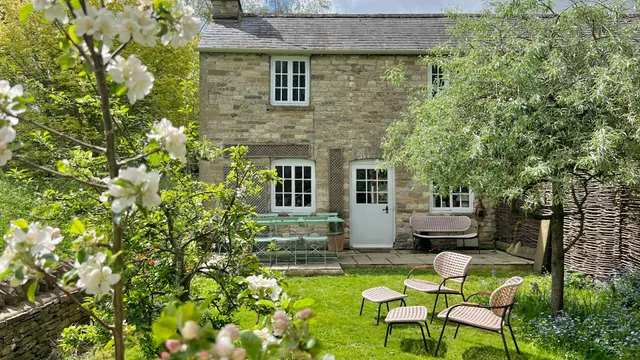 Spring Cottage Cotswolds