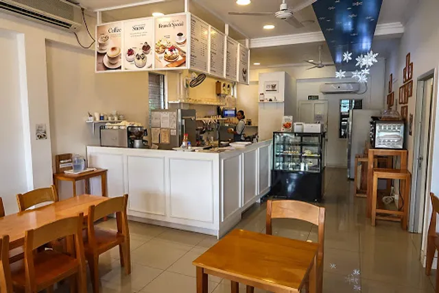 Snowy House Savusavu