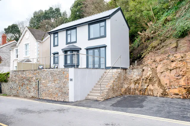 Book Now! Swansea City Centre - KG Inspired Property