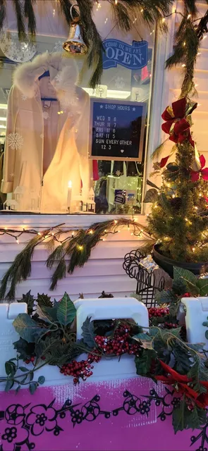 The Contemporary Consignor